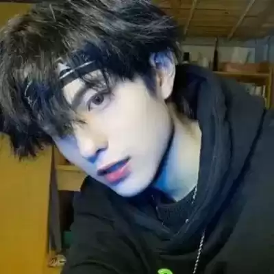 逢今瑶